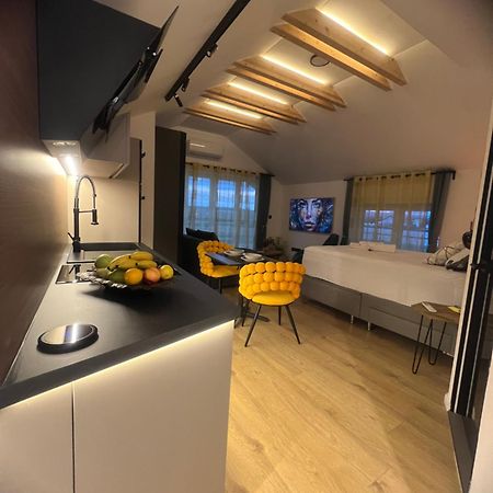 Hotel Nova Luxury Design à Jezdovec Extérieur photo